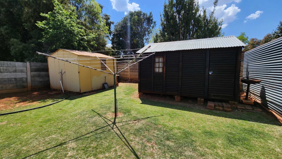 4 Bedroom Property for Sale in Uitsig Free State